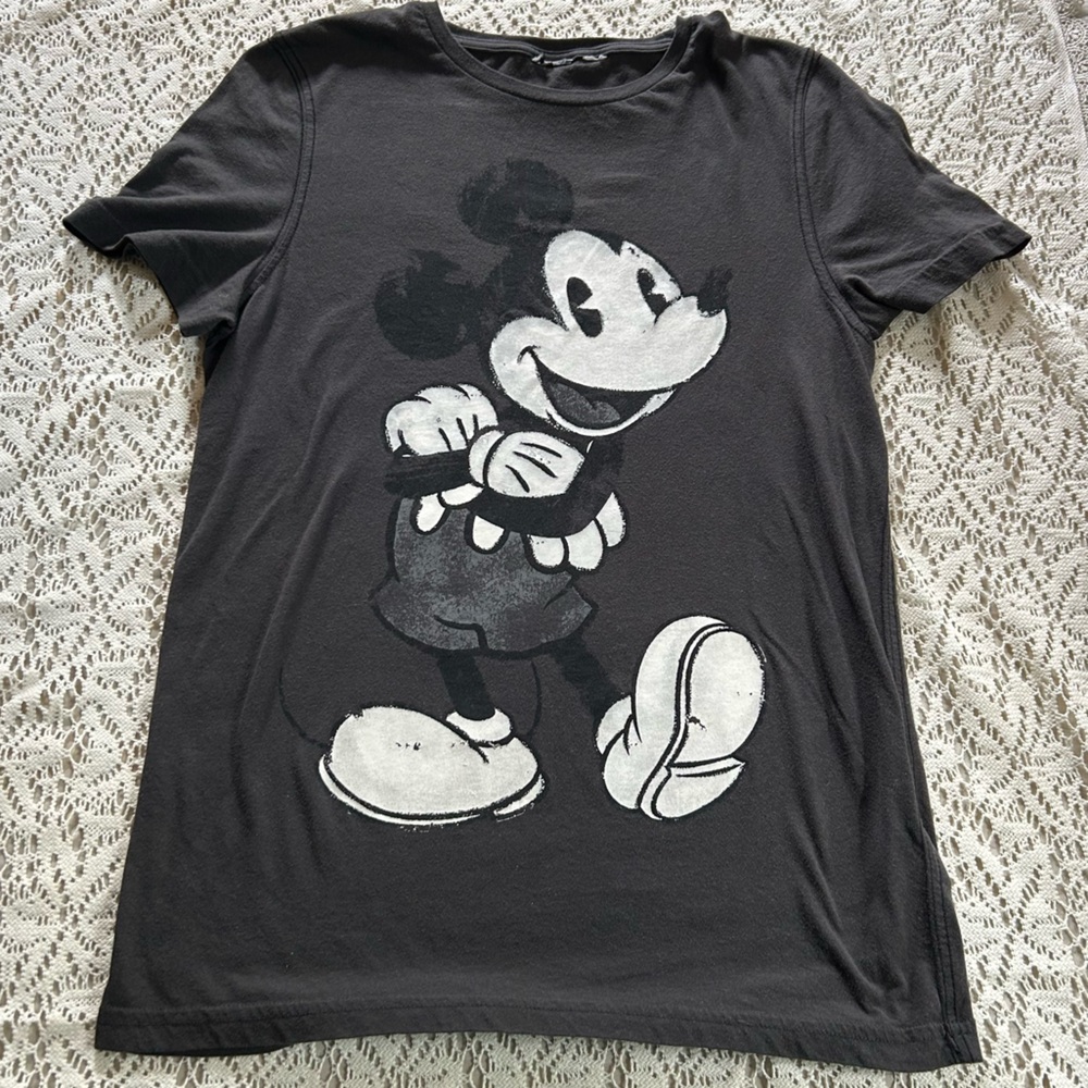 H&M vintage Mickey Mouse design size medium